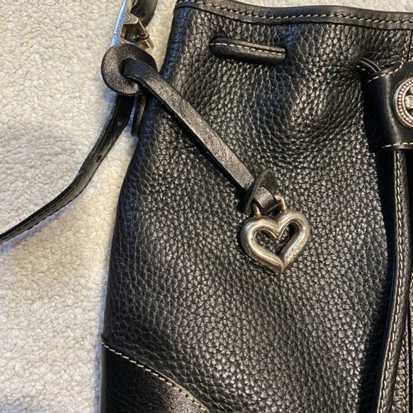 Brighton Heart Black Leather Medium Crossbody Shoulder Purse - Picture 4 of 11